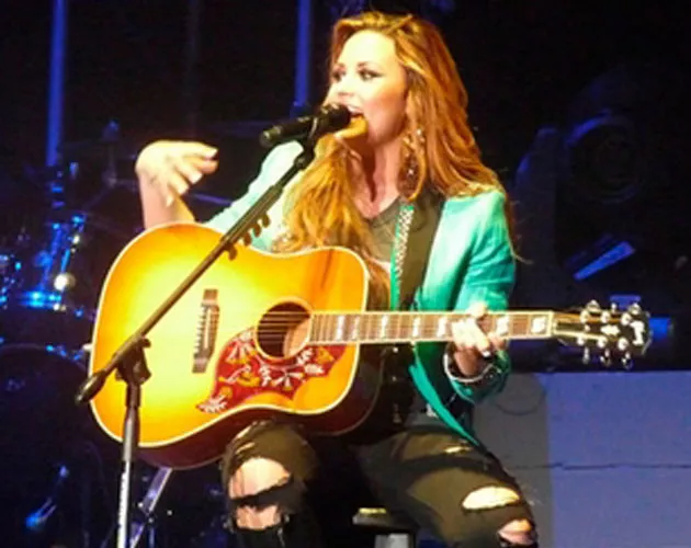 demi lovato peru