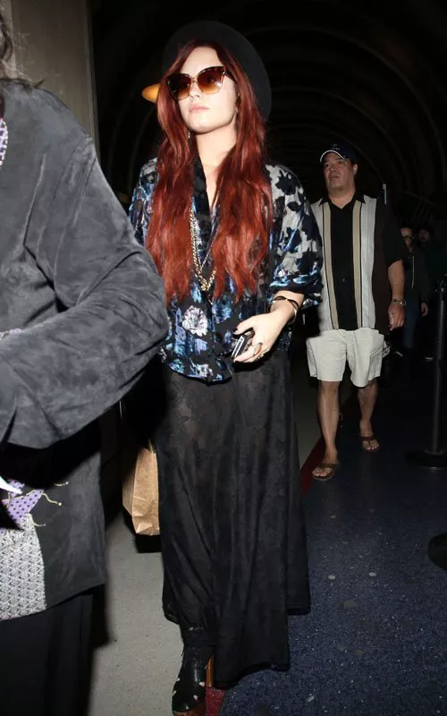 demi-lovato-selena-gomez-new-york-005
