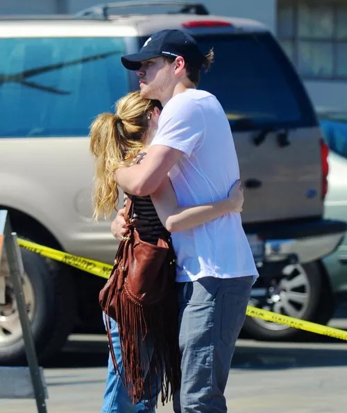 emma-roberts-chord-overstreet-amor-001