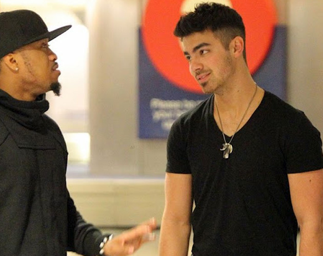 Joe Jonas confirma que los Jonas Brothers volverán a final de año Joe Jonas confirma que los Jonas Brothers volverán a final de año