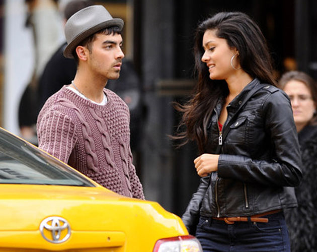 La supuesta nueva novia de Joe Jonas se llama Elisabeth Zayas La supuesta nueva novia de Joe Jonas se llama Elisabeth Zayas