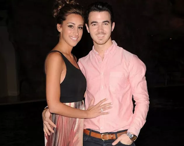 kevin jonas danielle nick jonas
