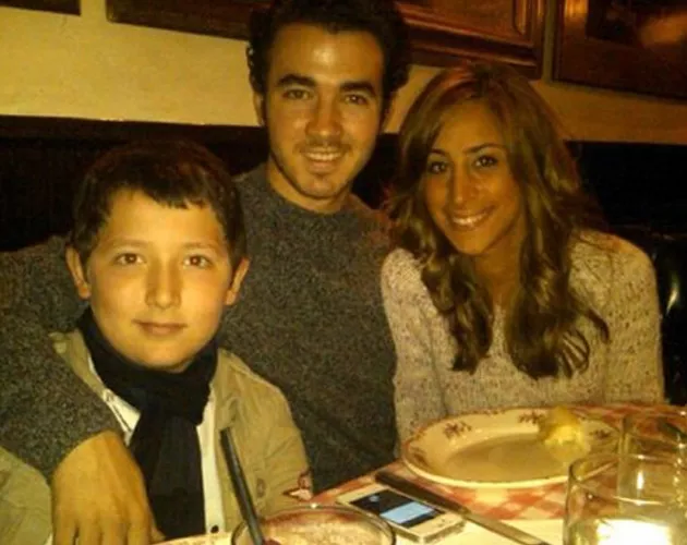 kevin jonas y danielle
