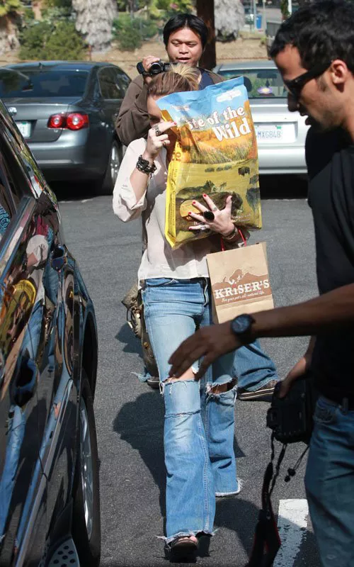 miley-cyrus-diva-001