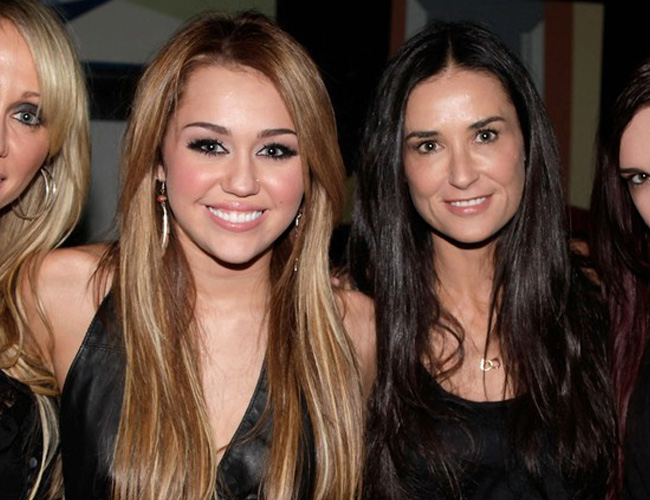 Demi Moore habla de su trabajo con Miley Cyrus en el film "LOL"