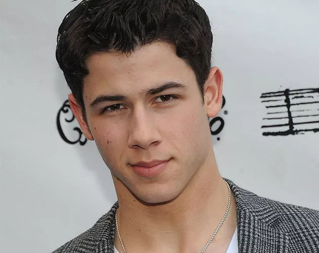 nick jonas novia