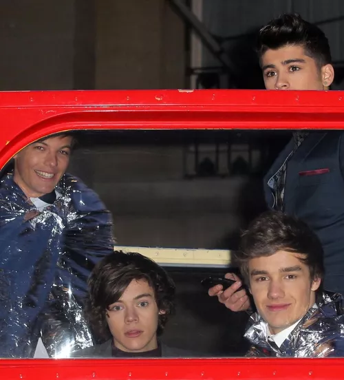 one-direction-one-thing-video-006