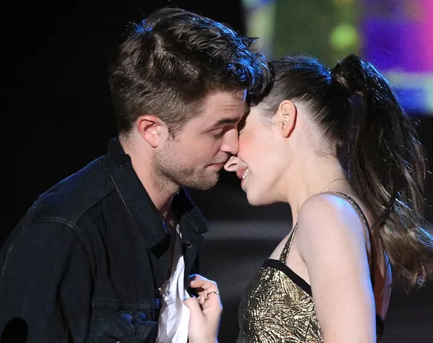 Robert Pattinson y Kristen Stewart, una boda cada vez más cercana