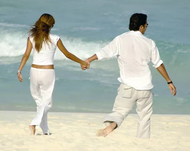 Pareja en la playa
