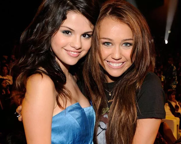 selena y miley