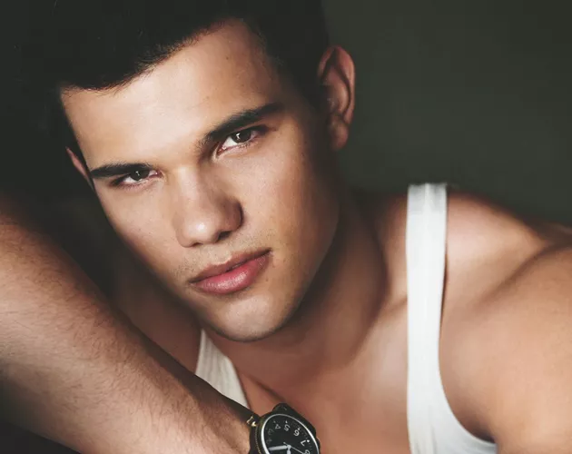Taylor Lautner