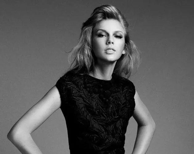 taylor swift blanco y negro bazaar