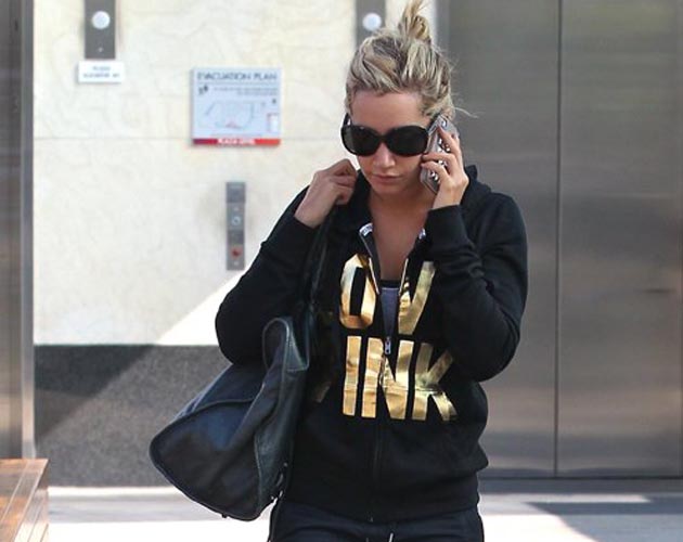 Ashley Tisdale: "Justin Bieber me está contagiando el espíritu navideño" Ashley Tisdale: "Justin Bieber me está contagiando el espíritu navideño"