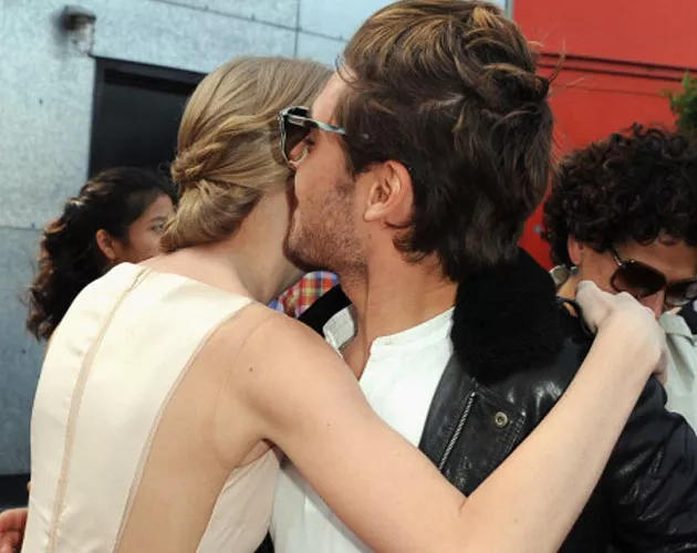 zac efron y taylor swift