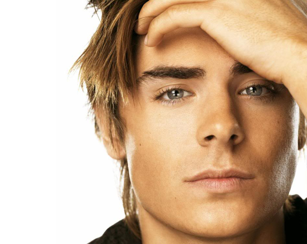 Zac Efron sigue colado por Vanessa Hudgens