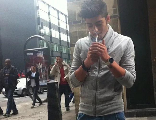 zayn malik fumando