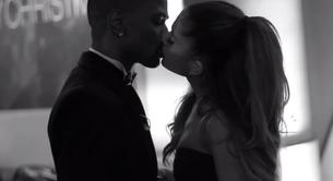 Ariana Grande y Big Sean se besan en medio de un concierto
